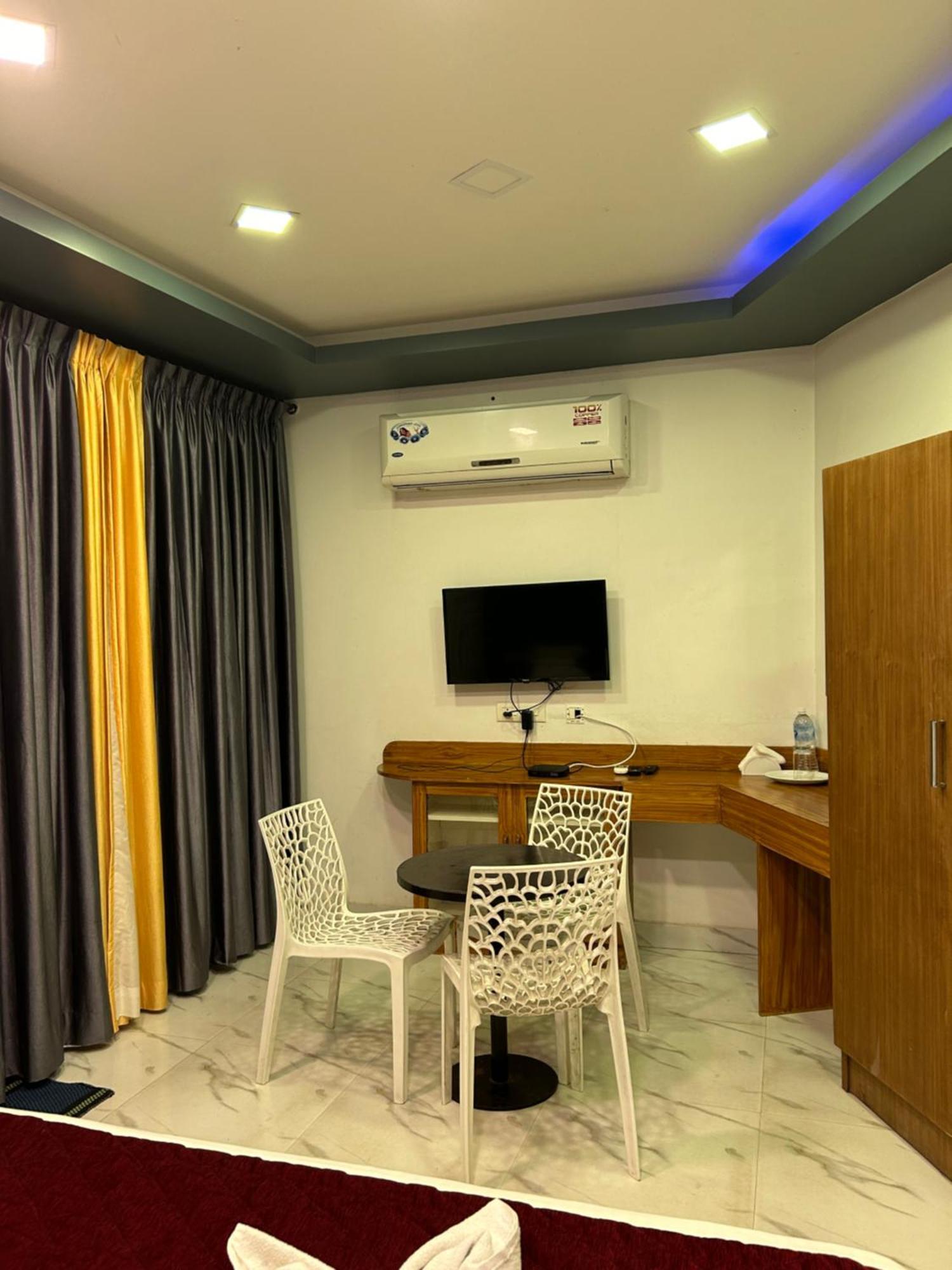 G Hotel Kottakuppam Luaran gambar
